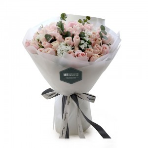 Romantic and elegant -66 bouquets of Diana+Acacia albiflora flowers